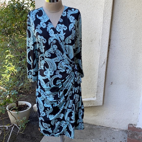 INC International Concepts Dresses & Skirts - INC beautiful classy, yet professional stretchy dress. Worn once.